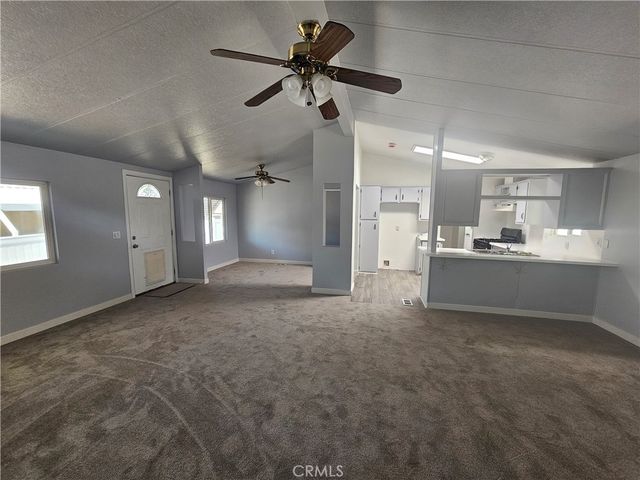 1721 E Colton Avenue 33, Redlands, CA 92374