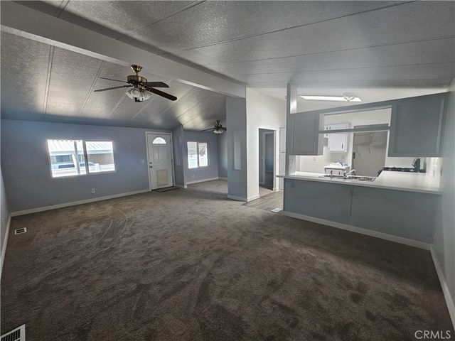 1721 E Colton Avenue 33, Redlands, CA 92374
