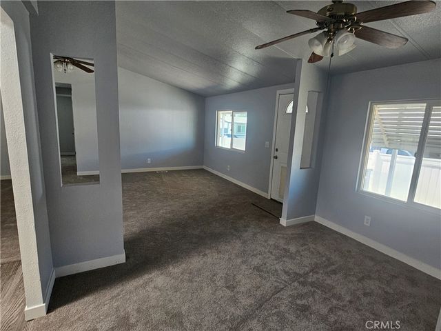 1721 E Colton Avenue 33, Redlands, CA 92374