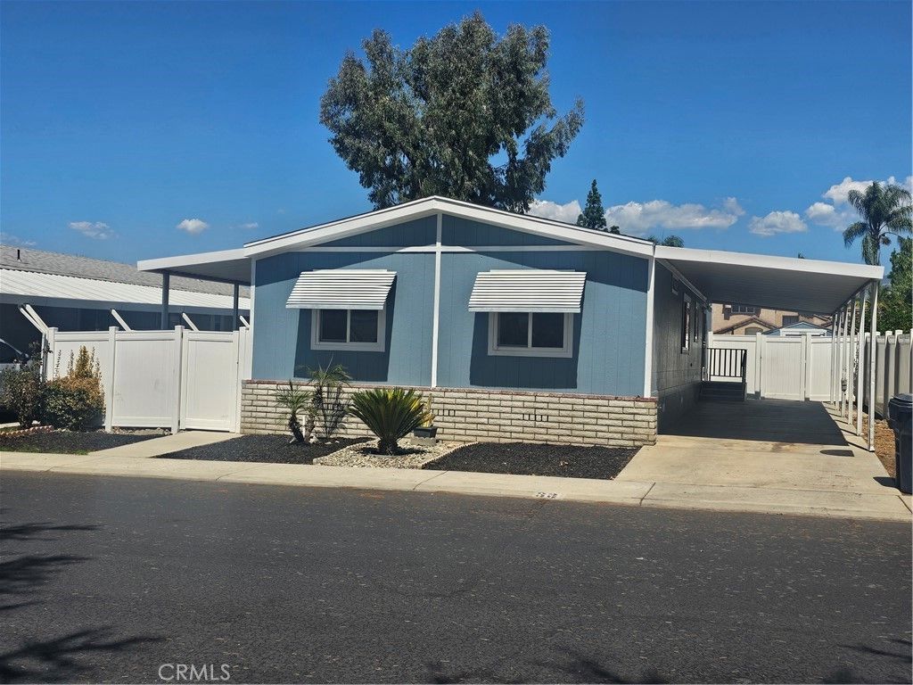 1721 E Colton Avenue 33, Redlands, CA 92374