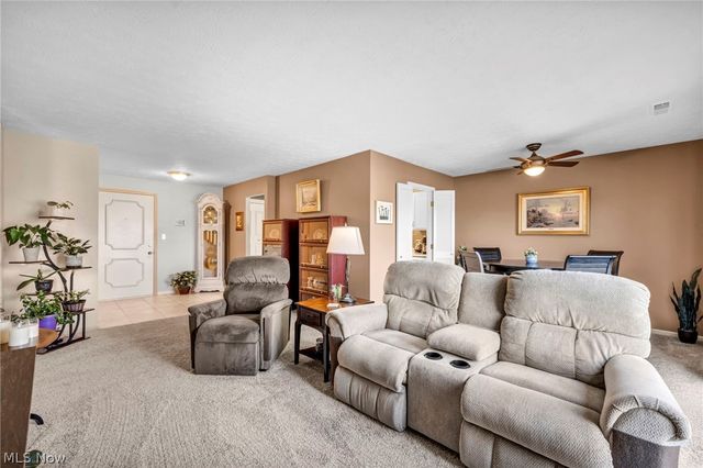 2021 King James Pky 316, Westlake, OH 44145