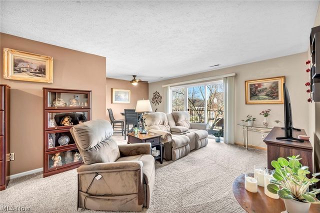 2021 King James Pky 316, Westlake, OH 44145