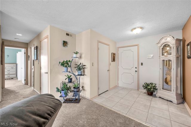 2021 King James Pky 316, Westlake, OH 44145