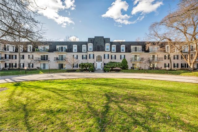 2021 King James Pky 316, Westlake, OH 44145