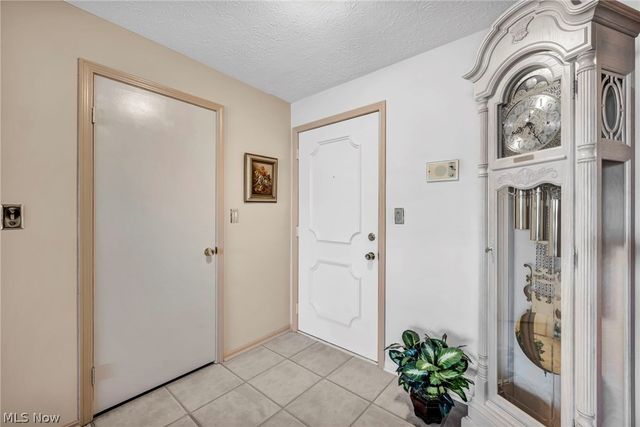 2021 King James Pky 316, Westlake, OH 44145