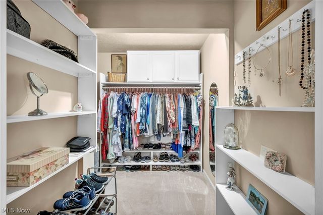 2021 King James Pky 316, Westlake, OH 44145