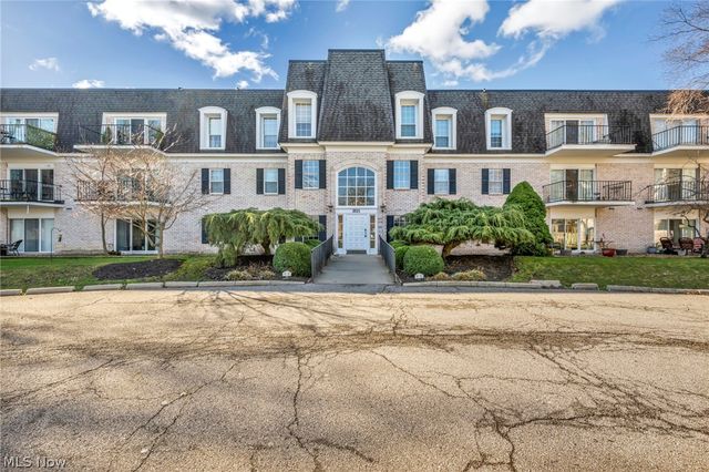 2021 King James Pky 316, Westlake, OH 44145