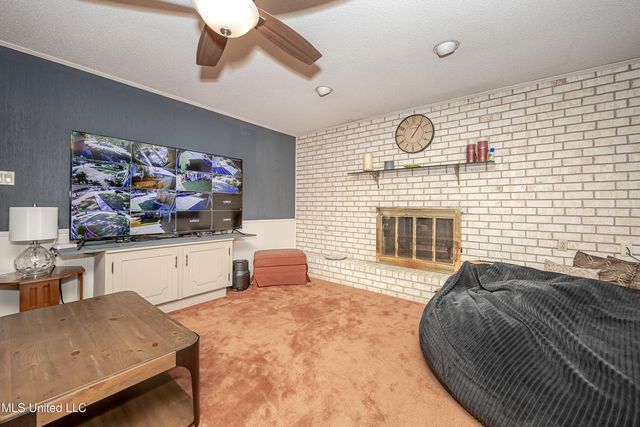 1600 Pat Drive, Gautier, MS 39553