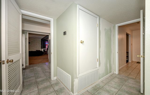 1600 Pat Drive, Gautier, MS 39553