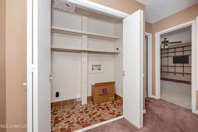 1600 Pat Drive, Gautier, MS 39553