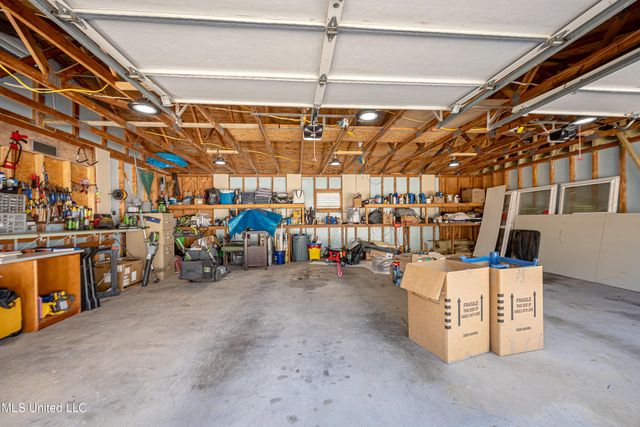 1600 Pat Drive, Gautier, MS 39553