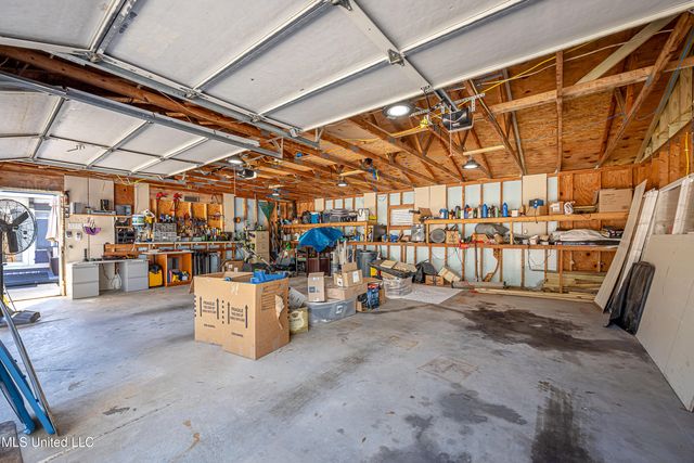 1600 Pat Drive, Gautier, MS 39553