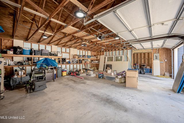 1600 Pat Drive, Gautier, MS 39553