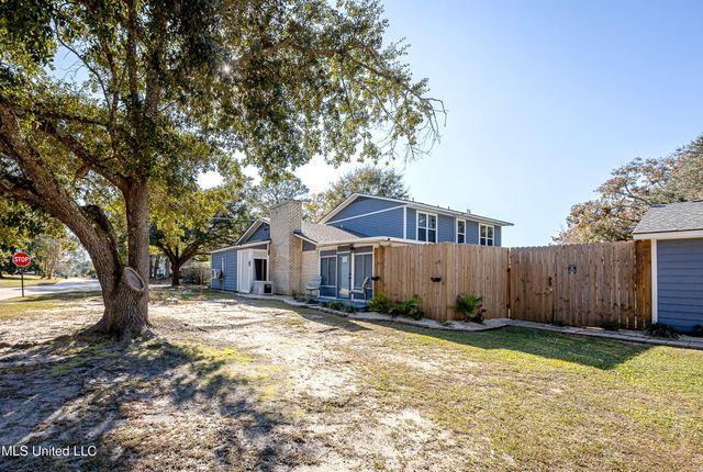 1600 Pat Drive, Gautier, MS 39553