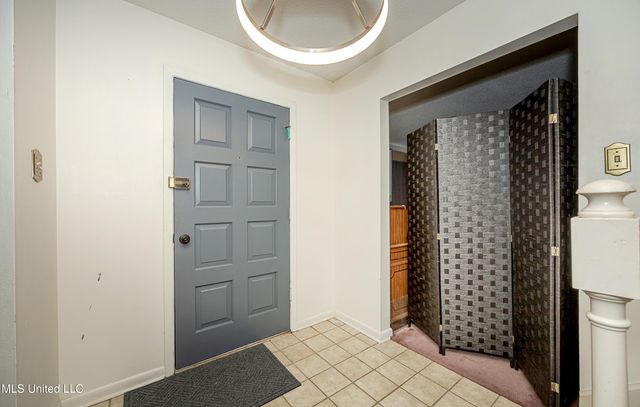 1600 Pat Drive, Gautier, MS 39553