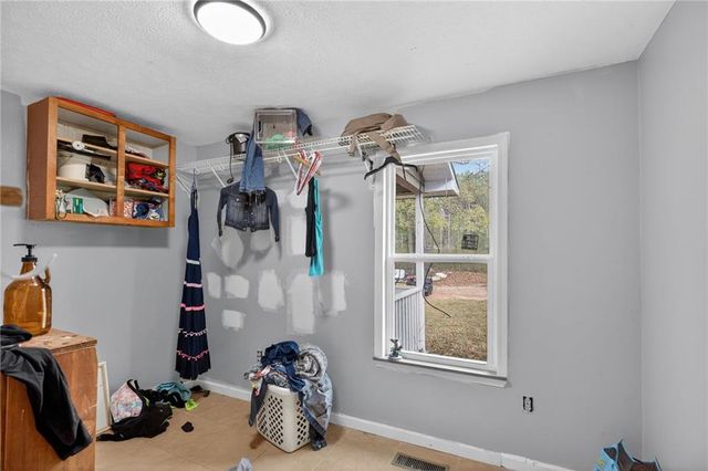 712 W 5 Highway, Roopville, GA 30170