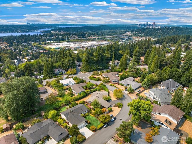 4259 133rd Avenue SE, Bellevue, WA 98006