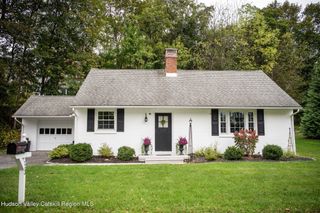 323 Hillside Avenue, Hurley, NY 12443