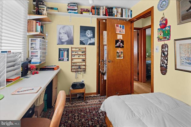 260 FRIENDSHIP RD, Cranbury, NJ 08512