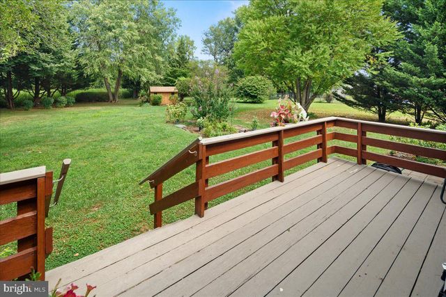 260 FRIENDSHIP RD, Cranbury, NJ 08512