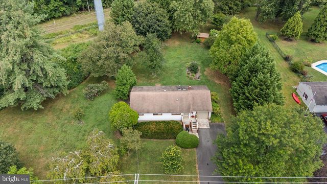 260 FRIENDSHIP RD, Cranbury, NJ 08512