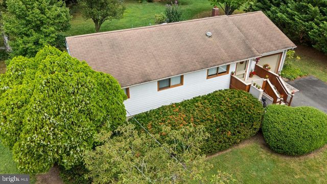 260 FRIENDSHIP RD, Cranbury, NJ 08512