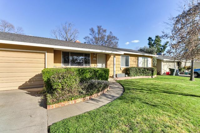 3008 Sandhurst Ct, Sacramento, CA 95821