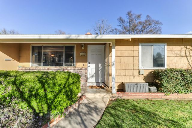 3008 Sandhurst Ct, Sacramento, CA 95821