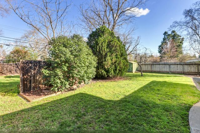 3008 Sandhurst Ct, Sacramento, CA 95821