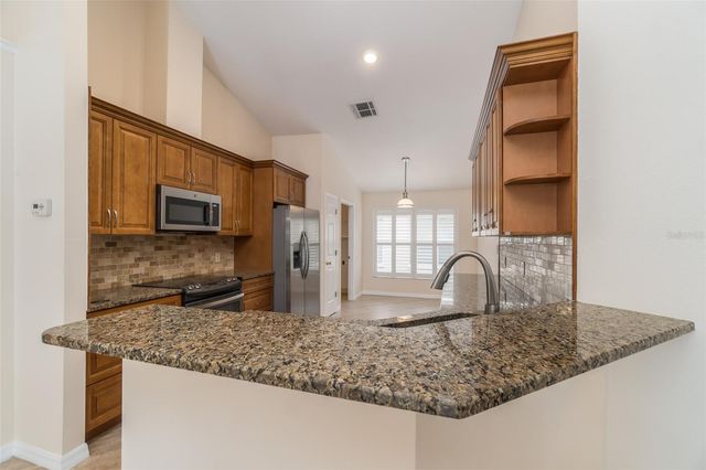6918 JAMESTOWN MANOR DRIVE, Riverview, FL 33578