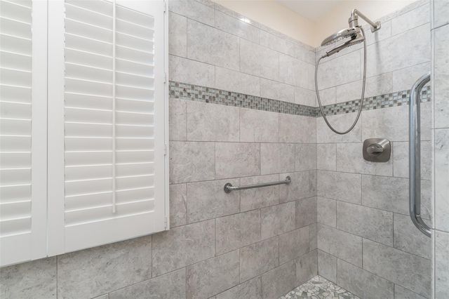 6918 JAMESTOWN MANOR DRIVE, Riverview, FL 33578