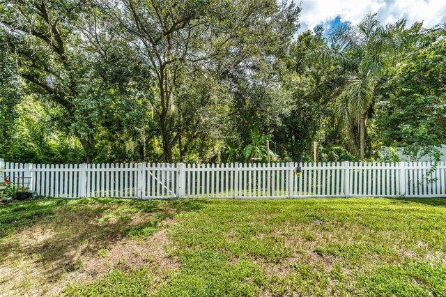 6918 JAMESTOWN MANOR DRIVE, Riverview, FL 33578