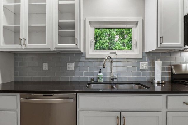 5535 Lake Mendota Drive, Madison, WI 53705