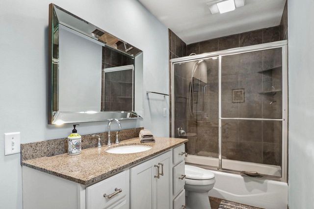 5535 Lake Mendota Drive, Madison, WI 53705