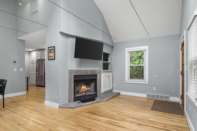 5535 Lake Mendota Drive, Madison, WI 53705