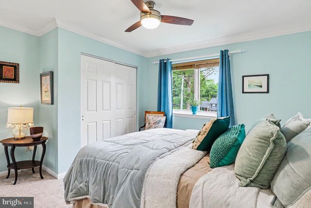 25 E KNOWLTON RD, Media, PA 19063