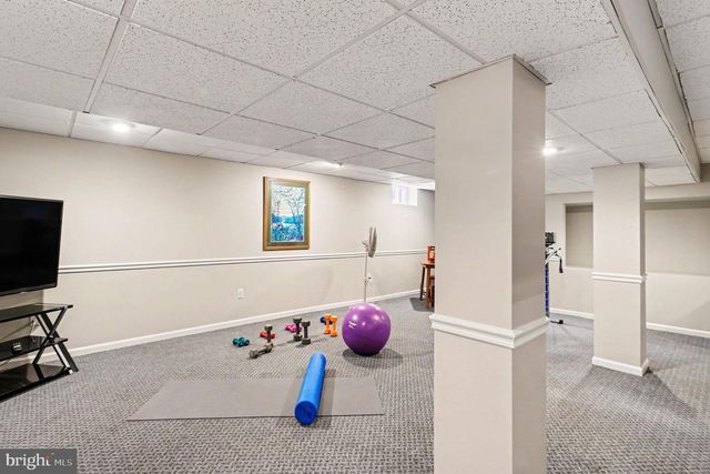 25 E KNOWLTON RD, Media, PA 19063