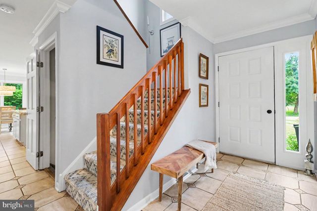 25 E KNOWLTON RD, Media, PA 19063