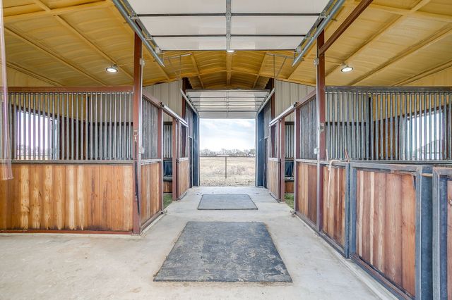 460 Royal Santana Run, Weatherford, TX 76087