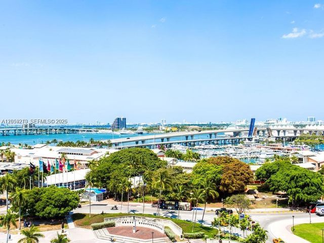 244 Biscayne Blvd 1002, Miami, FL 33132