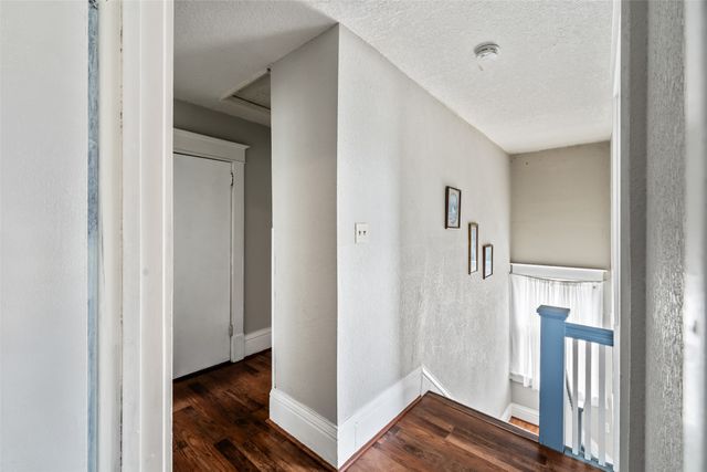 1359 Pennsylvania Avenue, Des Moines, IA 50316