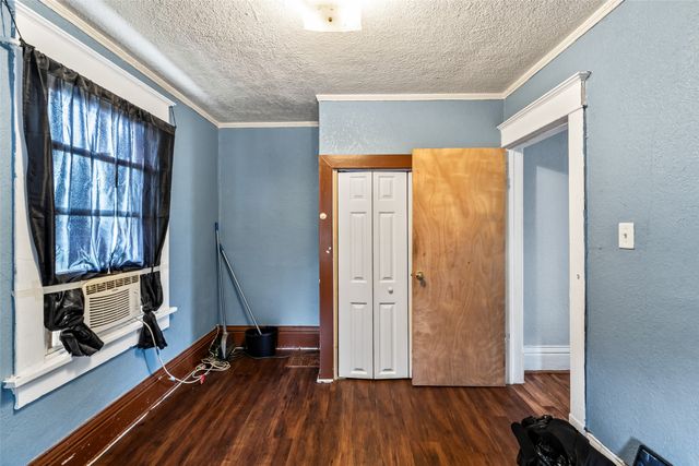 1359 Pennsylvania Avenue, Des Moines, IA 50316