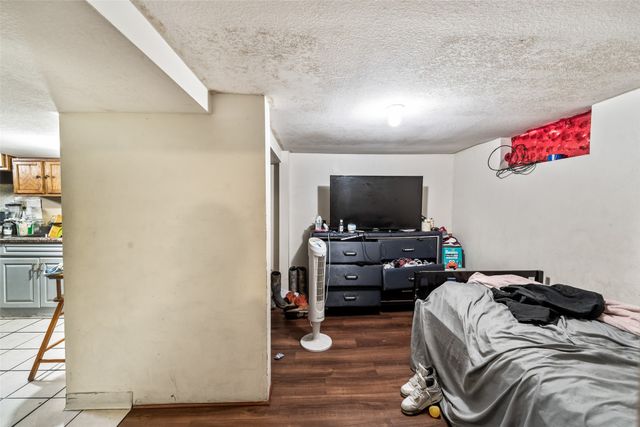 1359 Pennsylvania Avenue, Des Moines, IA 50316