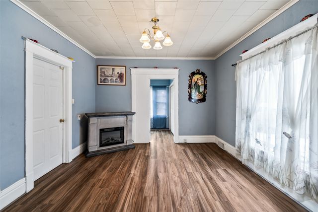 1359 Pennsylvania Avenue, Des Moines, IA 50316