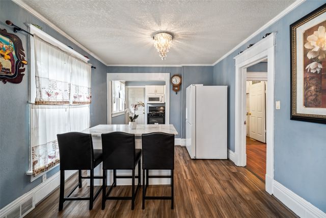1359 Pennsylvania Avenue, Des Moines, IA 50316