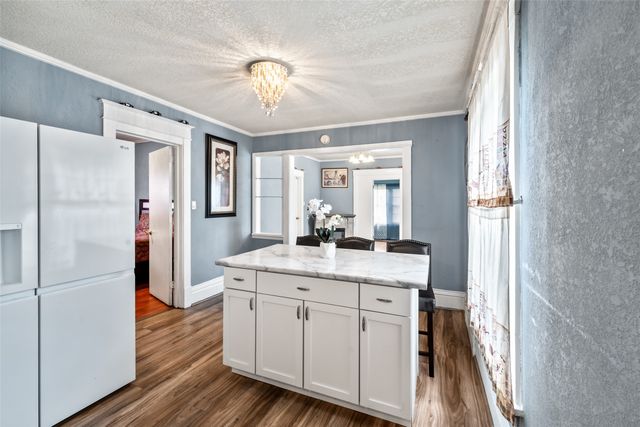 1359 Pennsylvania Avenue, Des Moines, IA 50316