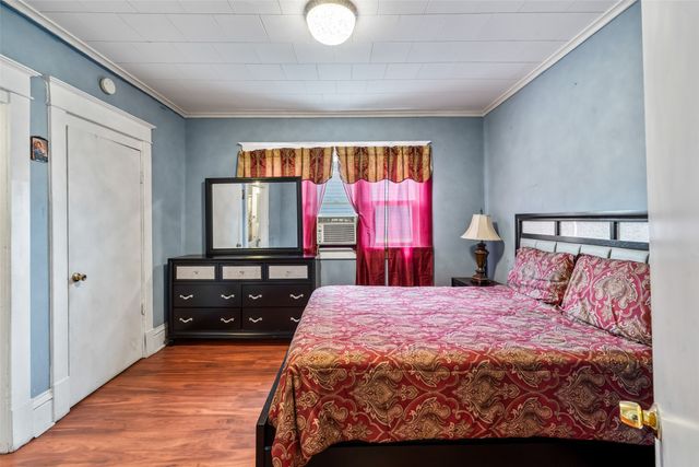1359 Pennsylvania Avenue, Des Moines, IA 50316