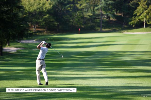 2595 S Greenwood Cir, Boise, ID 83706