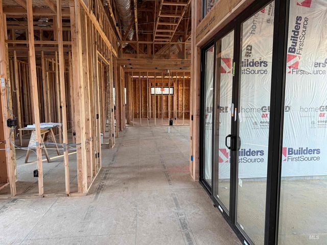 2595 S Greenwood Cir, Boise, ID 83706