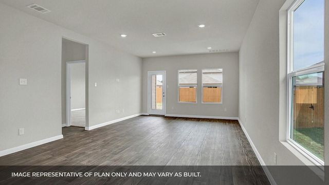 336 Amy Street, Angleton, TX 77515